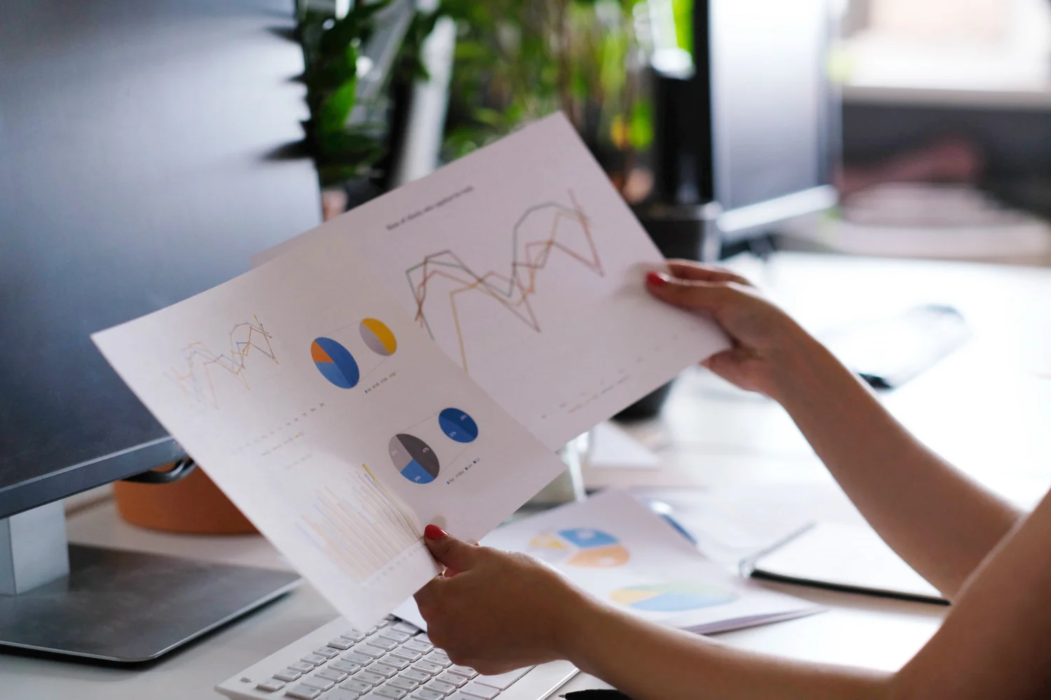 Examining graphs during big data statistical analysis