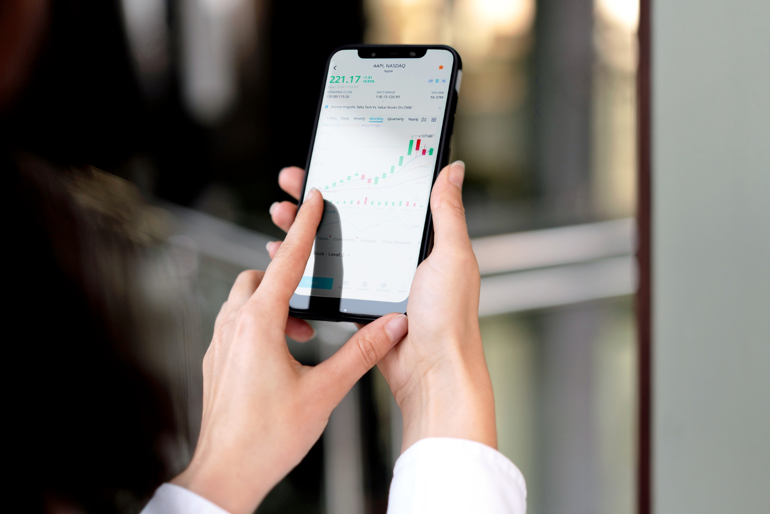 Extract mobile app metrics for investment analysis